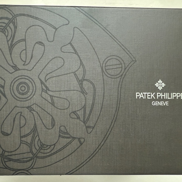 Rose Gold Patek 40mm - Picture 11 of 16